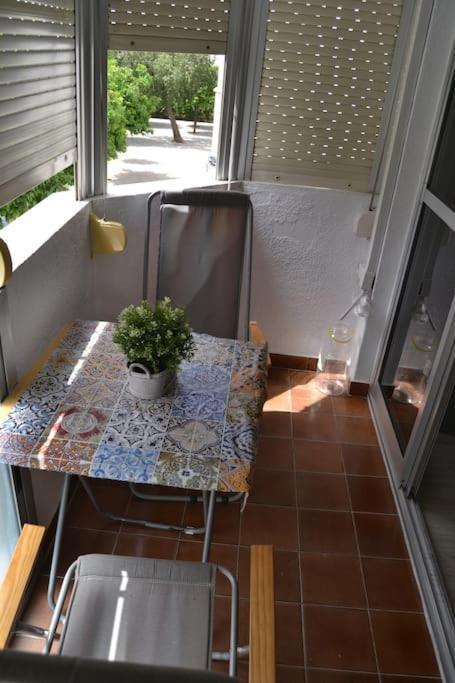 Cozy And Well Connected Apartment Σεβίλλη Εξωτερικό φωτογραφία